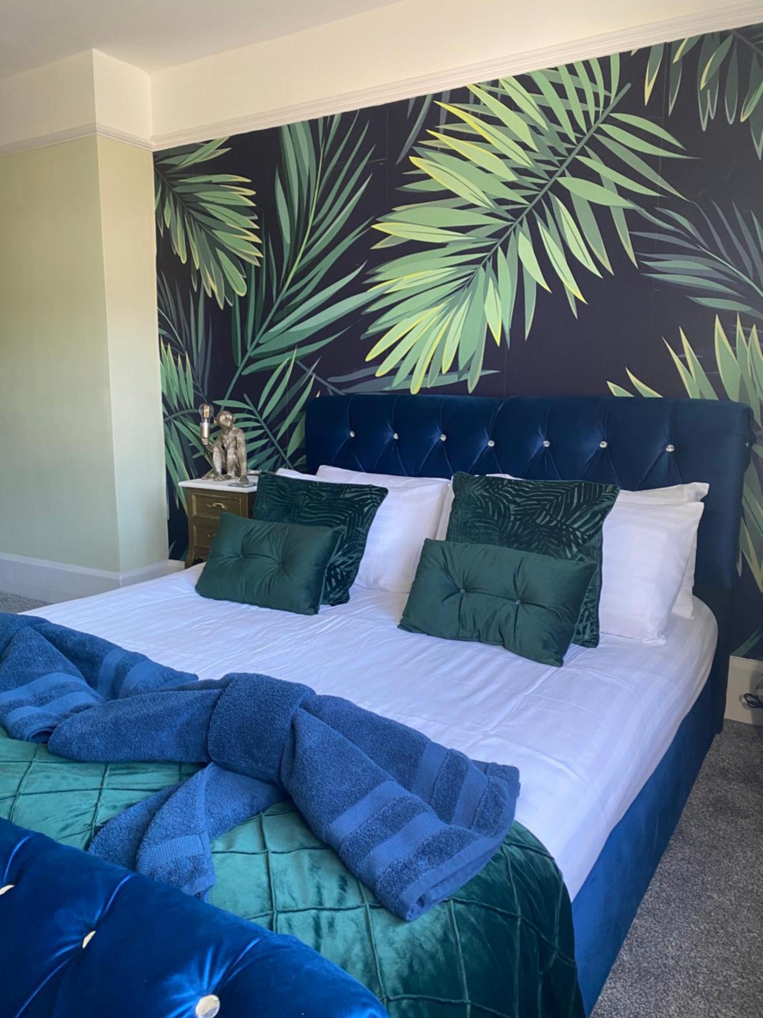 Butterfly Guest House Porthcawl Dış mekan fotoğraf